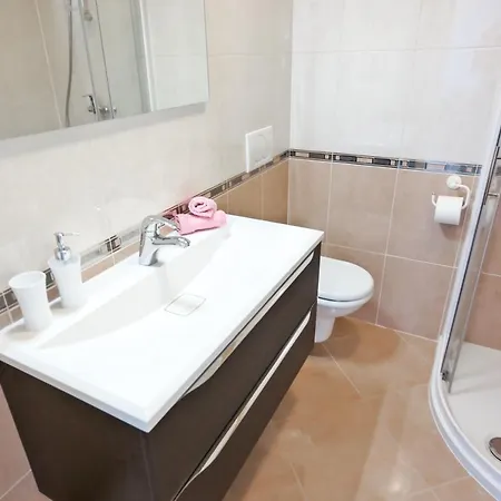 Apartmán White *